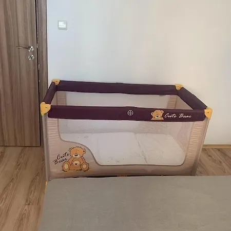 Chateau 2, With Sea View 아파트 아헬로이